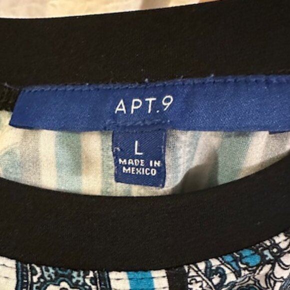 APT.9 Blouse Size L - Picture 3 of 3